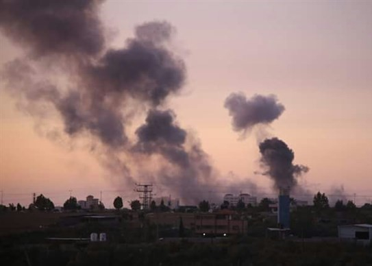 الطائرات الاسرائيلية تقصف نفقا جنوب القطاع الليلة الماضية